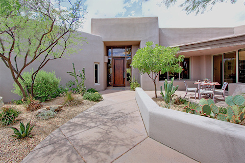 10674 E HONEY MESQUITE DR Scottsdale - Front Entry Courtyard
